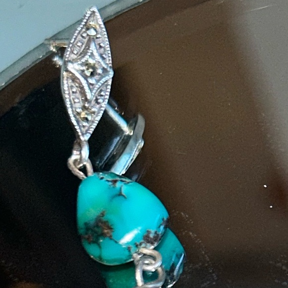 Navajo Turquoise tear drop earrings with Sterling Silver Diamond Shape accent - Picture 11 of 14